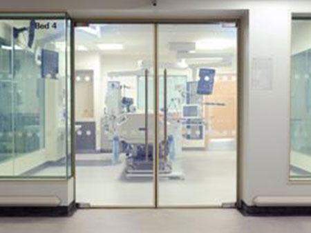 Full Glass / Toughened Shopfronts - Image 11